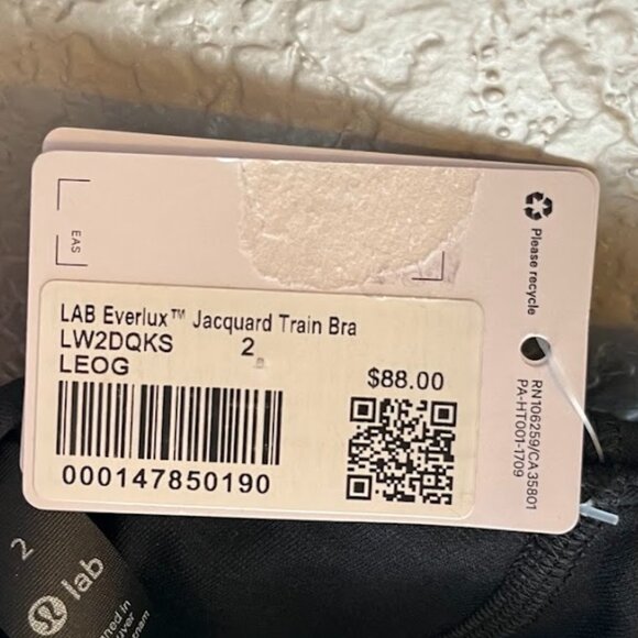 New Lululemon Everlux Jacquard Train Bra Leopardo Graphite Grey Black Size 2 - Picture 4 of 4